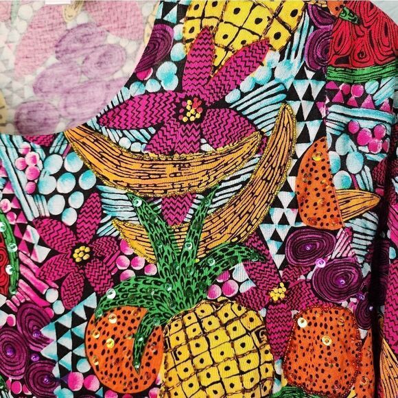 Ok-Sam ll embroidery fruitand flowers blouse - Picture 6 of 15